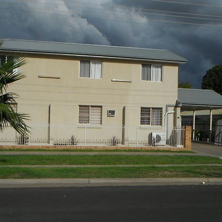 Bondi Motel Moree Exterior photo